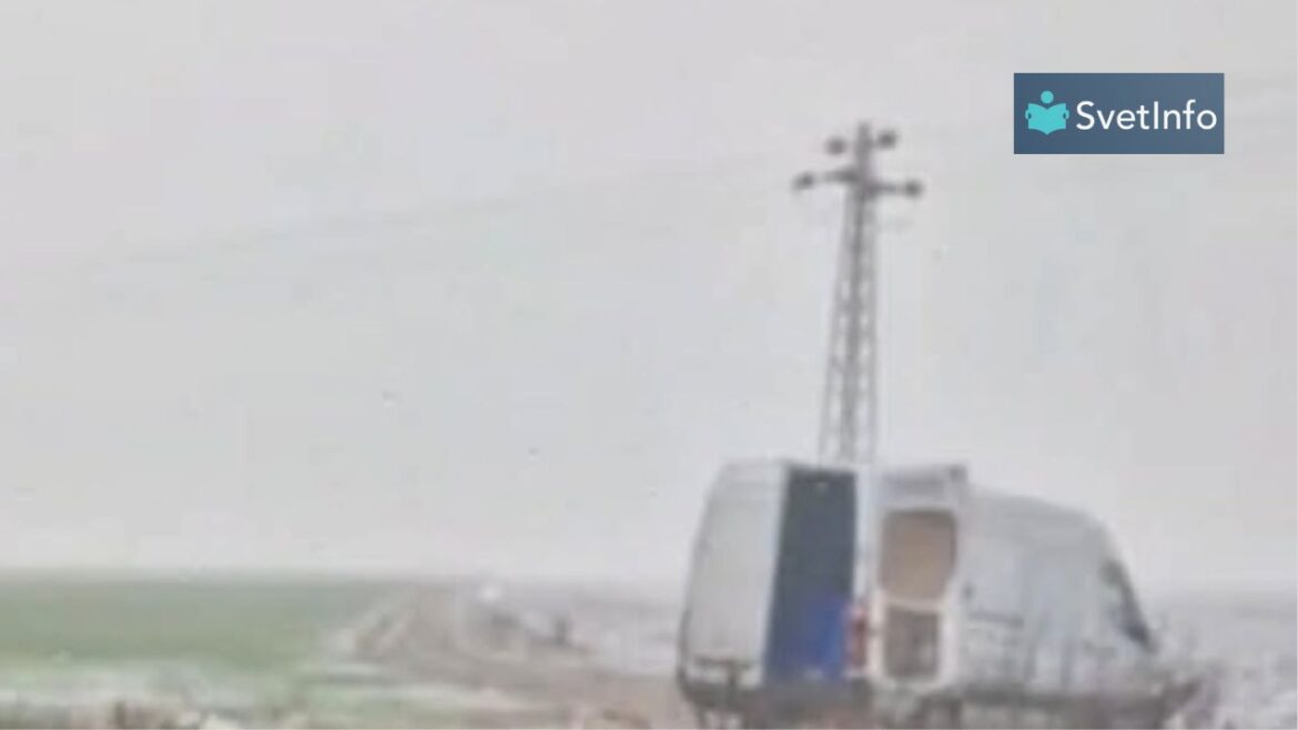 Tragedija kod Laćarka: Poginuli otac i ćerka, majka povređena